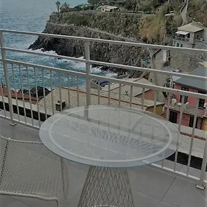  Apartment Dreamers Sea View Italy